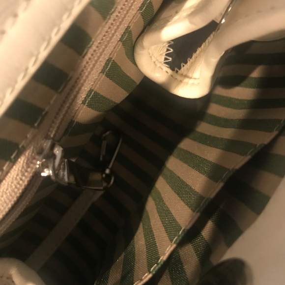 Lacoste handbag - Picture 4 of 5